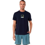 ASICS Tenniskl&auml;der ASICS Court Core Graphic T-shirt Herrar-m&ouml;rkbl&aring;